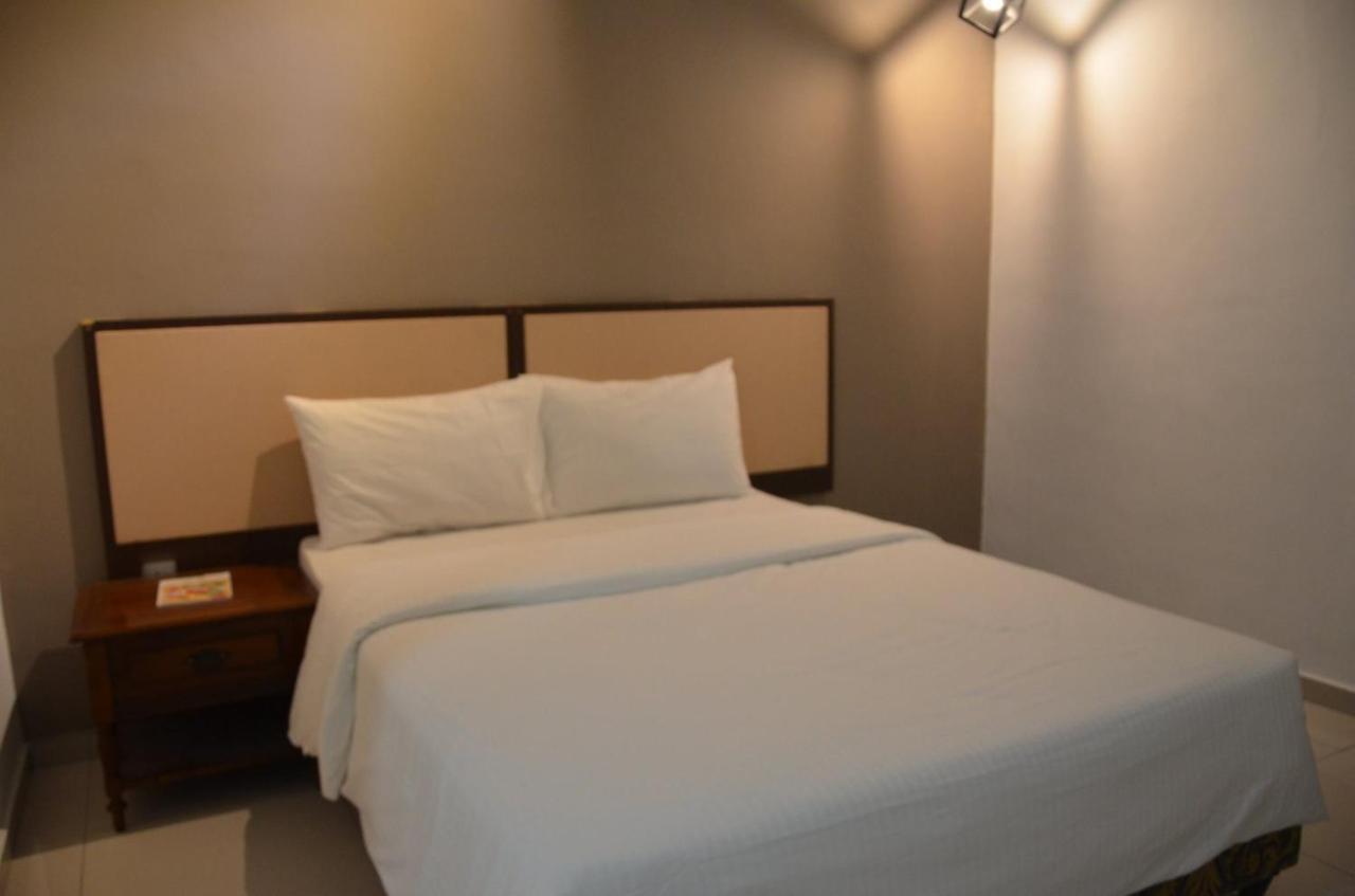 Senrose Hotel Куантан Экстерьер фото